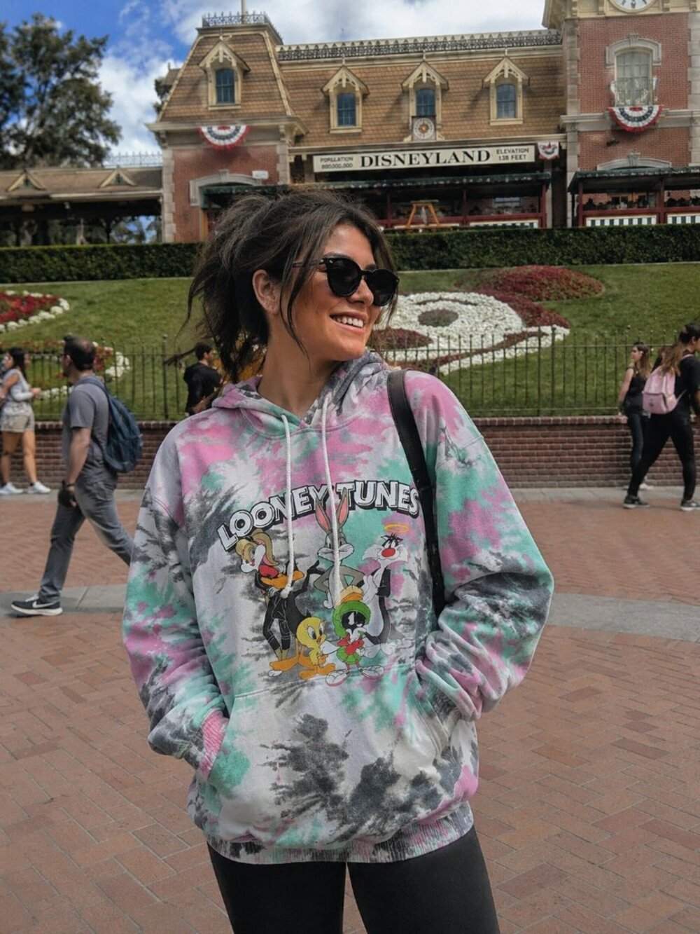 Ladies  Looney Tunes Tie-Dye Hoodie (M)